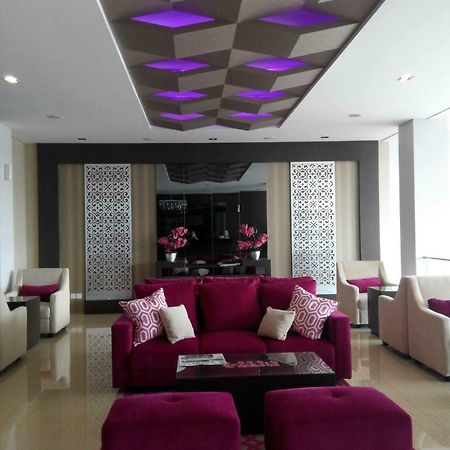 Viva Hotel Kediri, Azana Hotels Collection Kediri  Exteriér fotografie